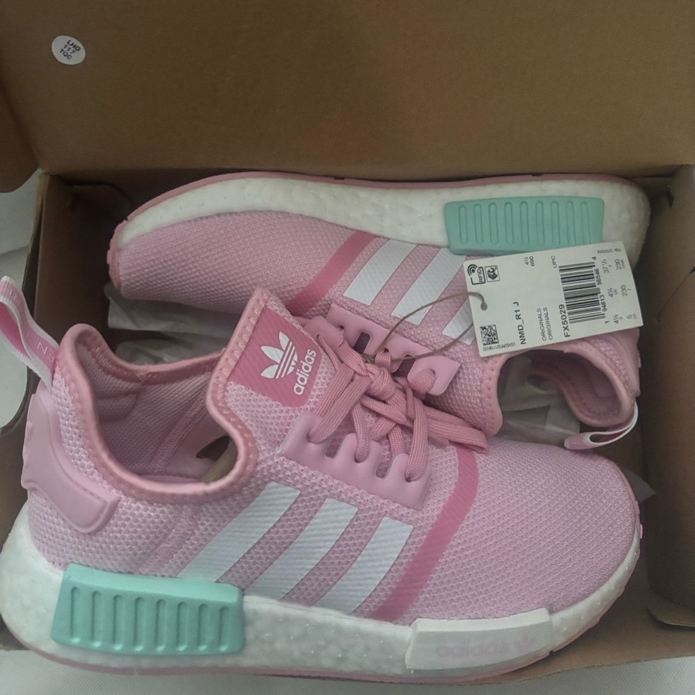 Adidas NMD R1 J - Picture 2 of 4